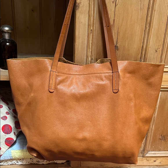 Mark & Graham Everyday Leather Tote - Picture 4 of 7